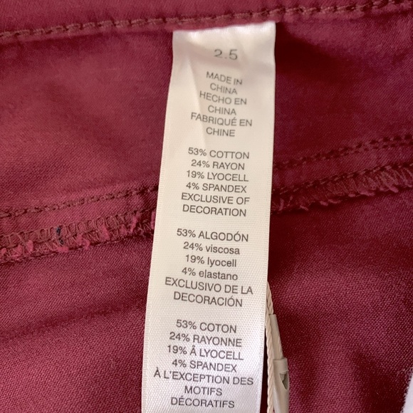 Chico’s Platinum Soft-Stretch Jegging - Picture 14 of 15